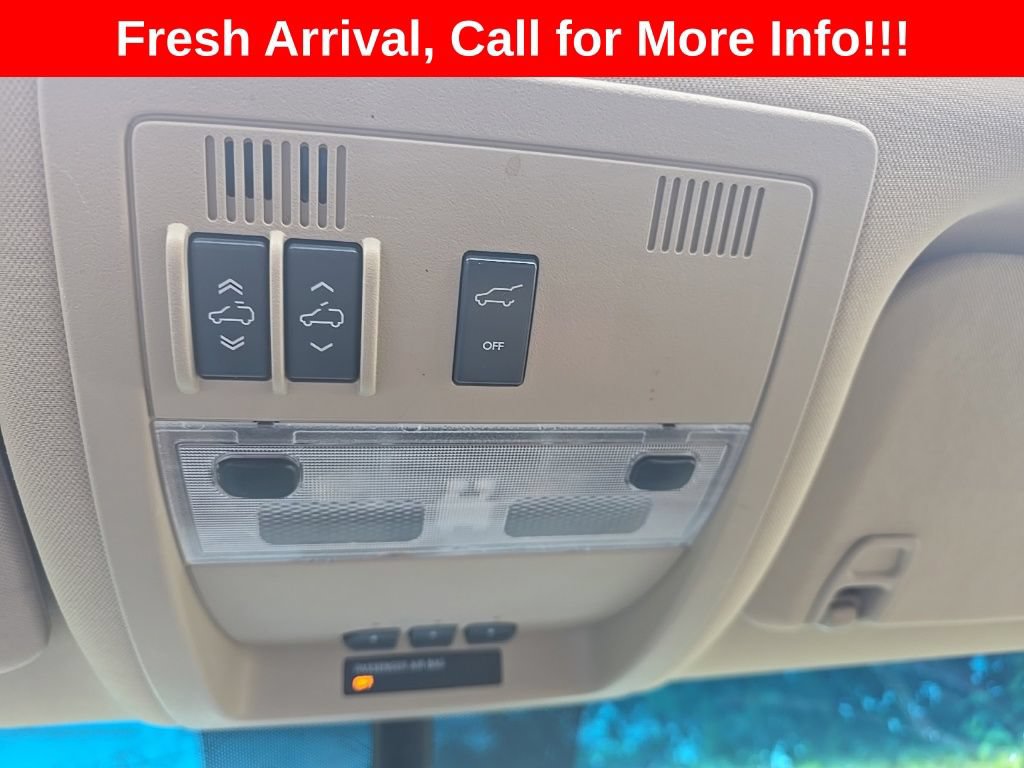 Used 2014 GMC Yukon XL Denali AWD/4WD image 17