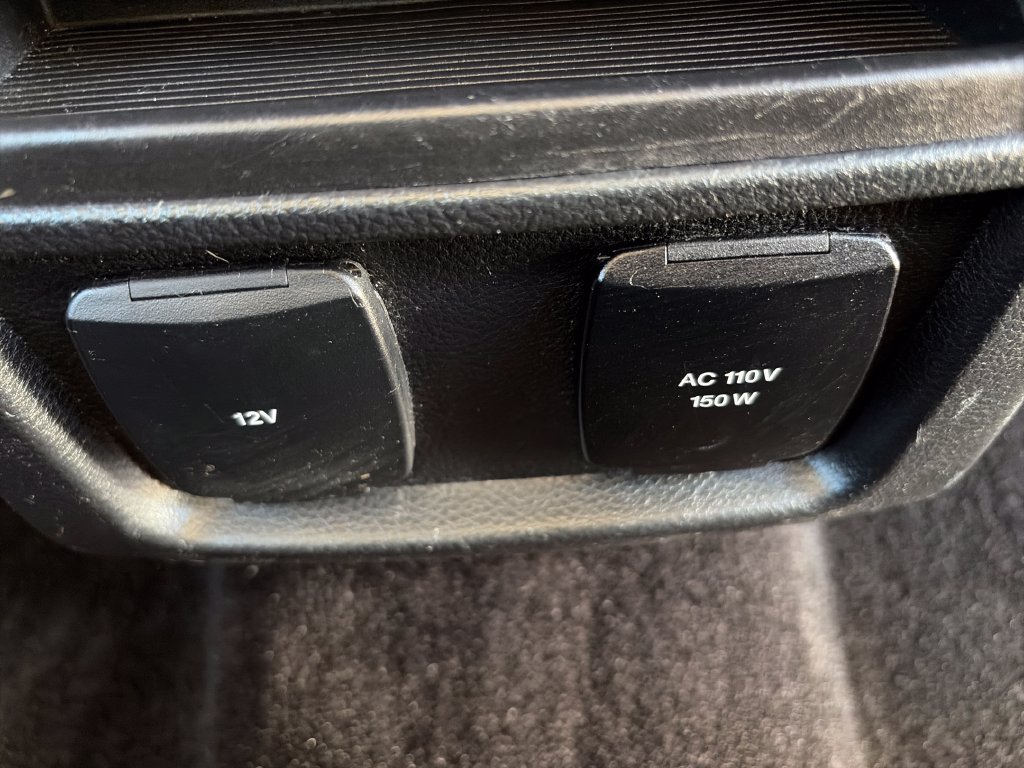 Used 2017 Ford Edge SEL w/ Equipment Group 201A AWD/4WD image 32