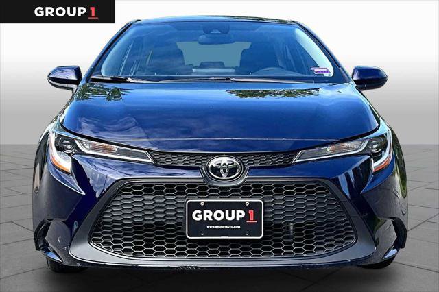 Certified 2022 Toyota Corolla LE FWD image 4