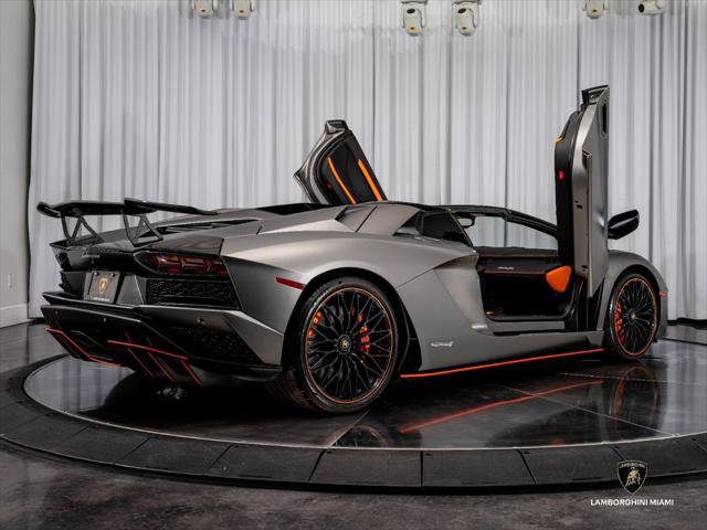 Used 2019 Lamborghini Aventador S AWD/4WD image 31