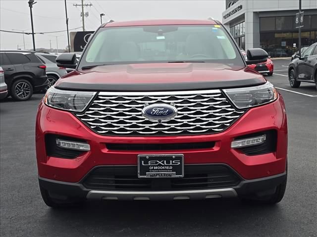Used 2020 Ford Explorer Platinum w/ Premium Technology Package image 2