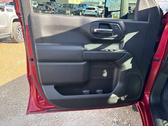 Used 2021 Chevrolet Silverado 1500 Custom Trail Boss AWD/4WD image 7