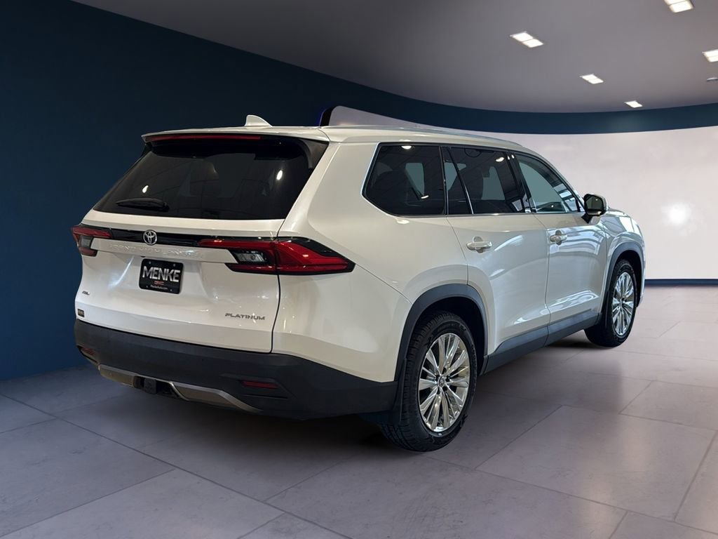 Used 2024 Toyota Grand Highlander AWD image 7