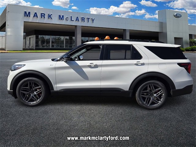 New 2025 Ford Explorer ST-Line w/ Premium Package image 4