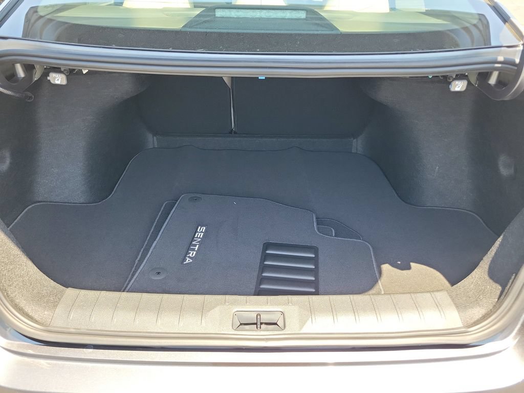 New 2026 Nissan Sentra SL w/ Floor Mat Package FWD image 14