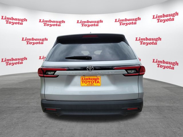 Used 2025 Toyota Grand Highlander FWD image 16