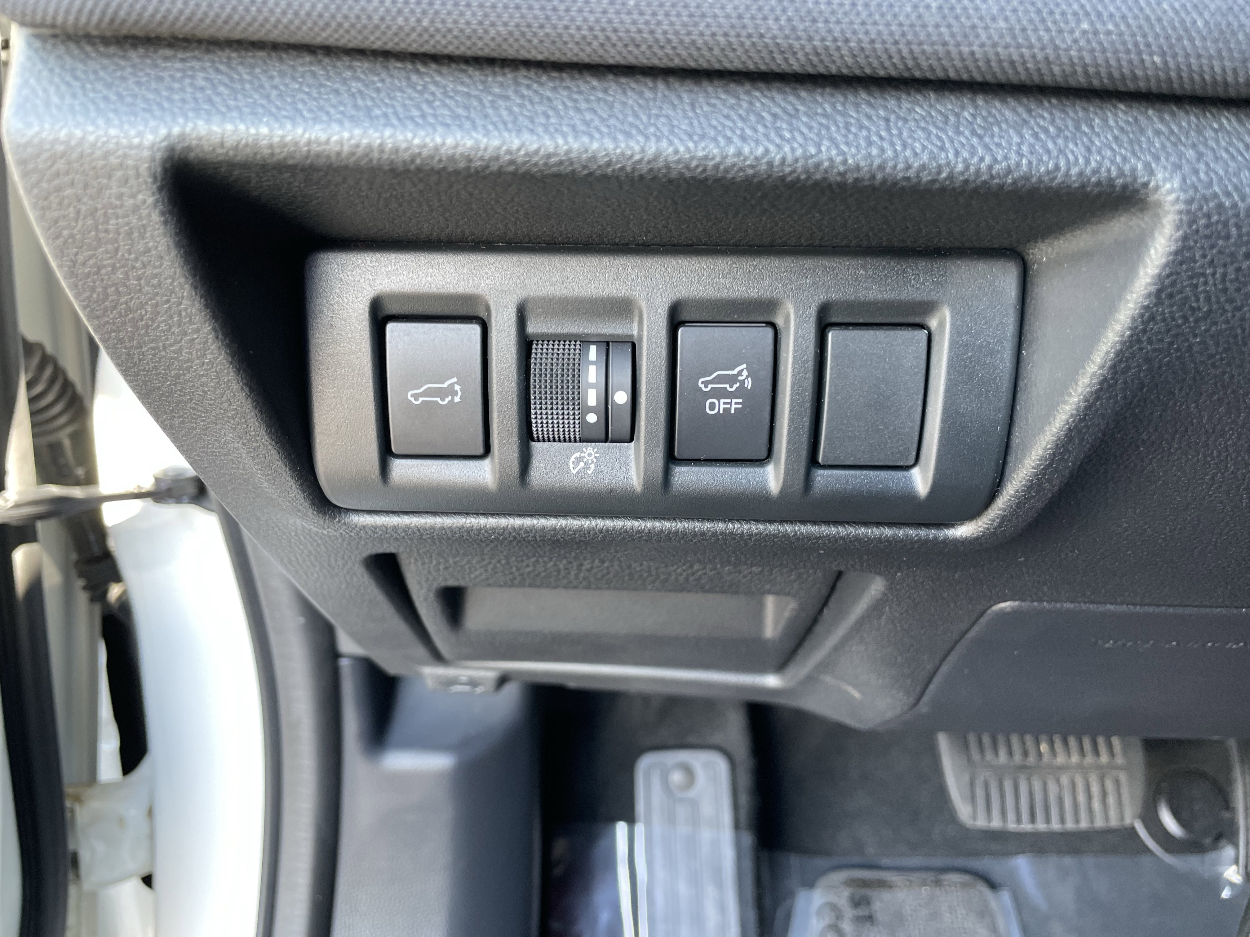 Used 2022 Subaru Outback Premium image 14