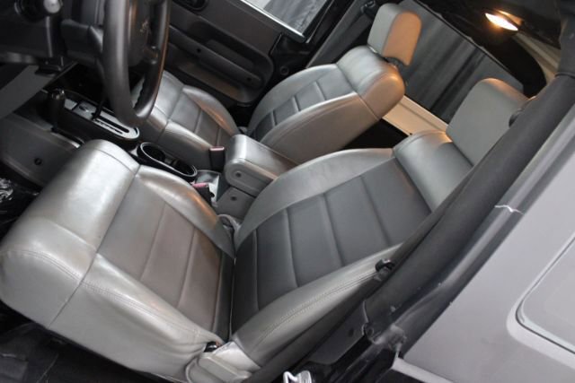 Used 2009 Jeep Wrangler X AWD/4WD image 11