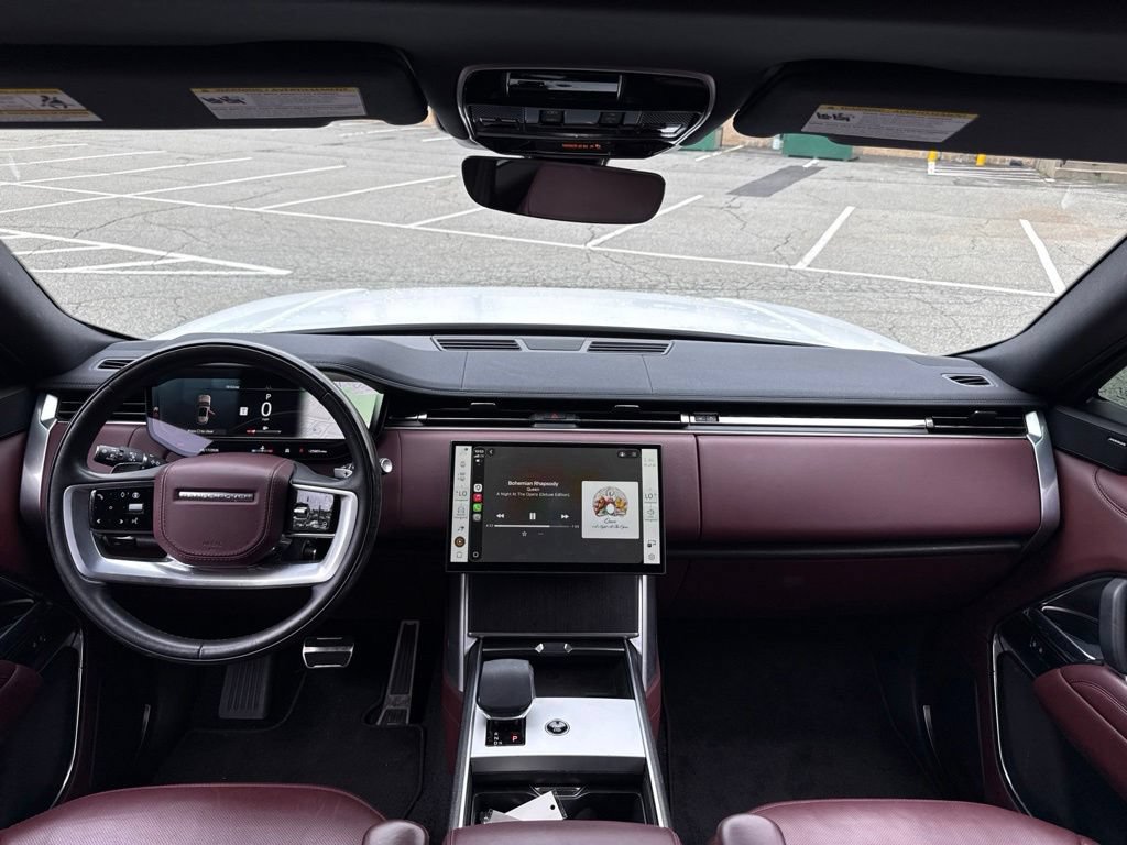Certified 2024 Land Rover Range Rover SE AWD/4WD image 11