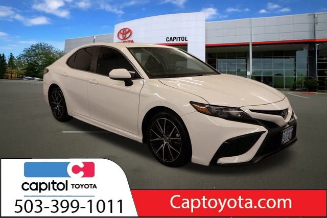 Used 2021 Toyota Camry SE