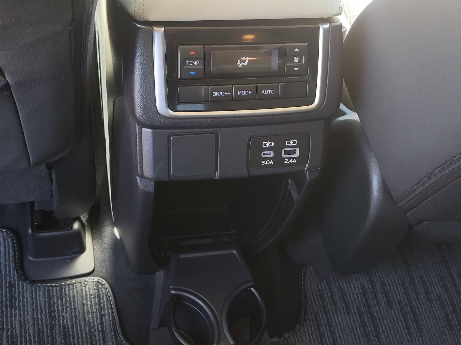 Used 2024 Subaru Ascent Premium w/ Convenience Package image 15