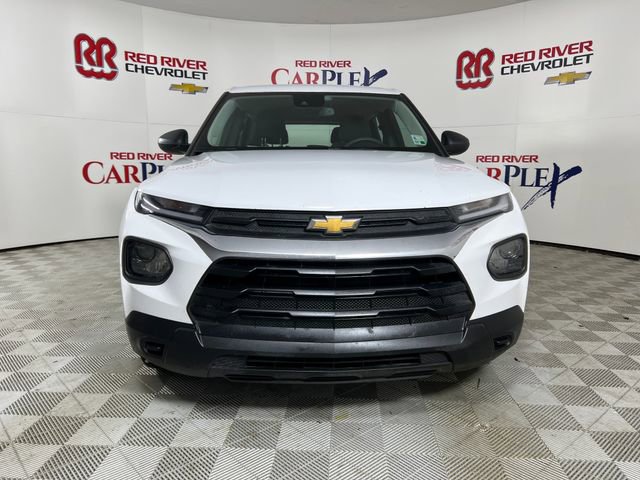 Used 2023 Chevrolet TrailBlazer LS image 2