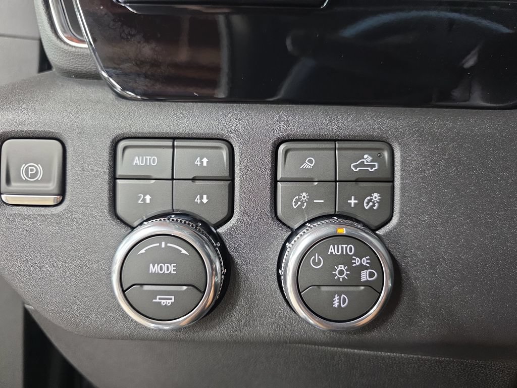 New 2026 GMC Sierra 2500 SLT AWD/4WD image 27