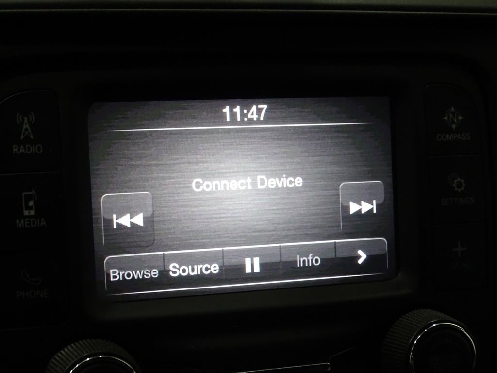 Used 2021 RAM 2500 Tradesman w/ Chrome Appearance Group image 32