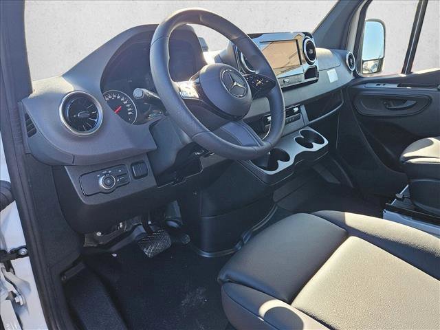 New 2026 Mercedes-Benz Sprinter 2500 video 3