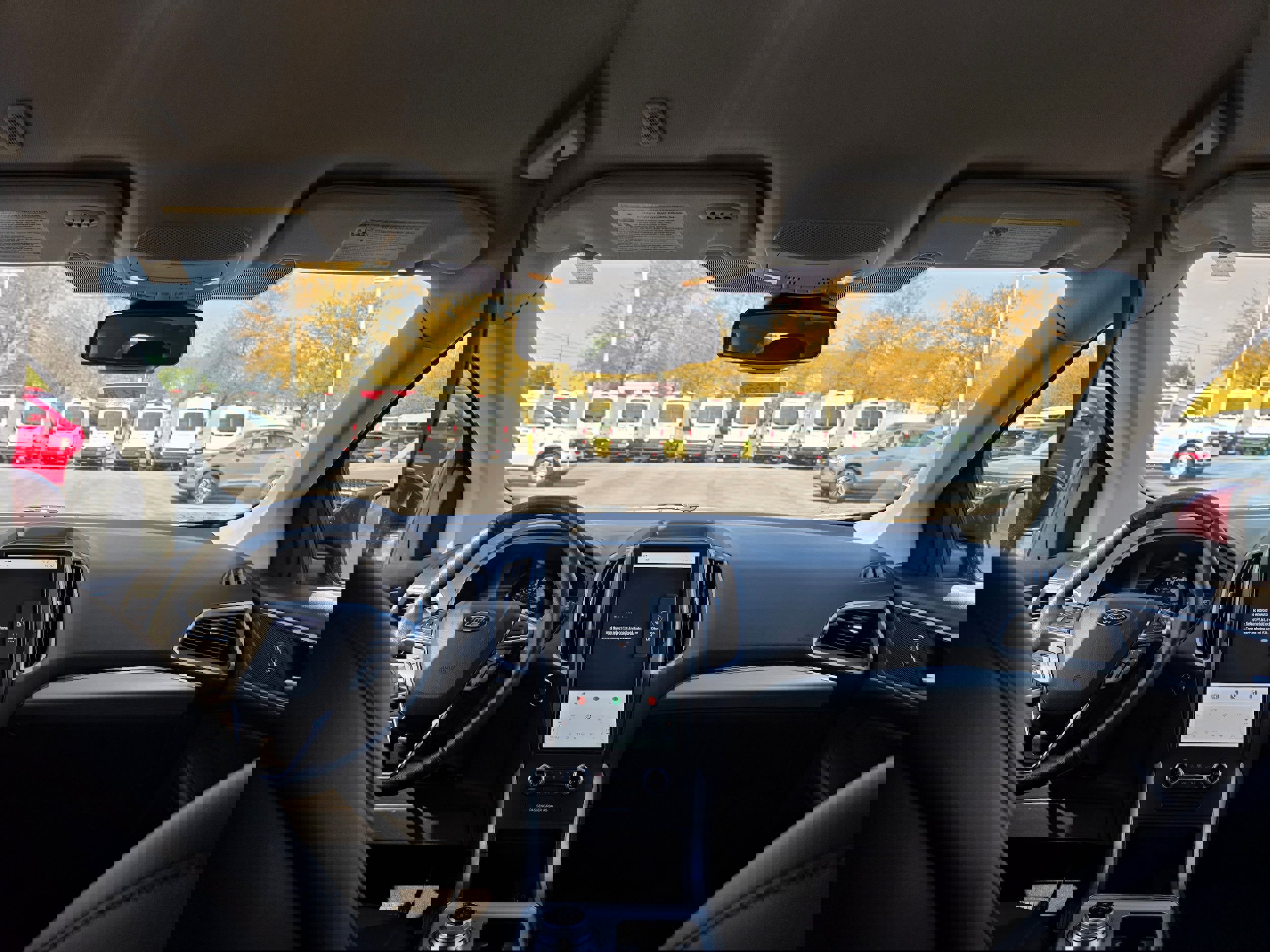 Used 2022 Ford Edge SEL w/ Convenience Package image 11