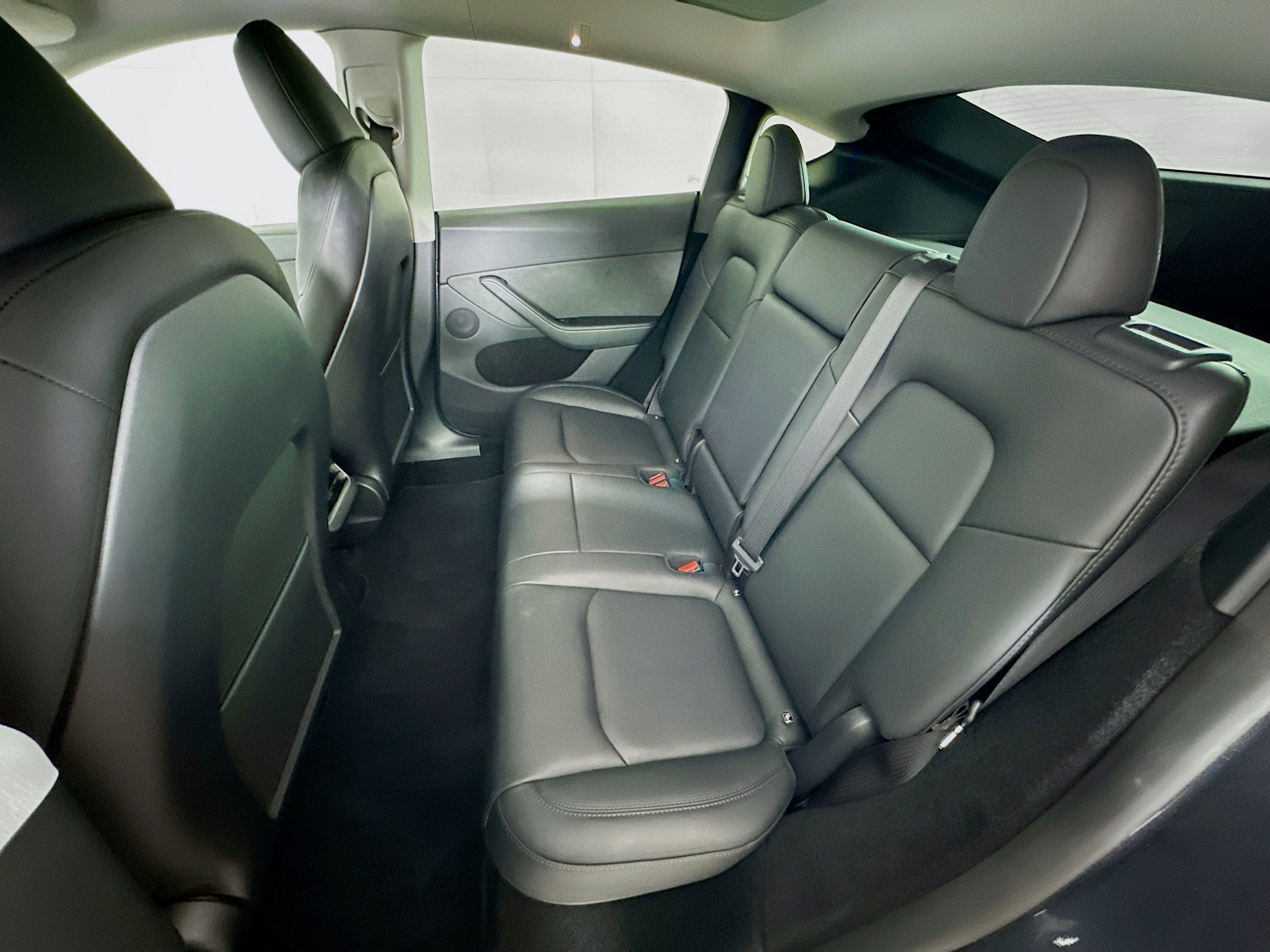 Used 2024 Tesla Model Y Long Range image 26