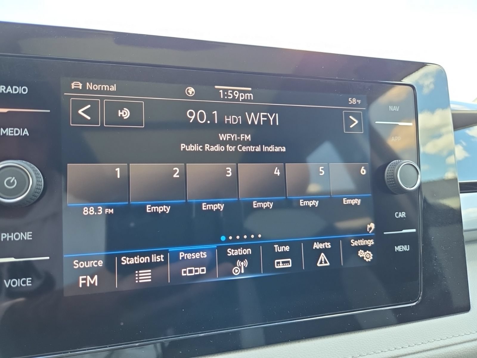 New 2026 Volkswagen Taos SEL AWD/4WD image 28