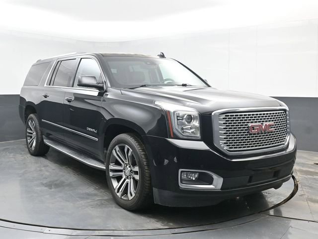 Used 2017 GMC Yukon XL Denali w/ Open Road Package AWD/4WD image 2