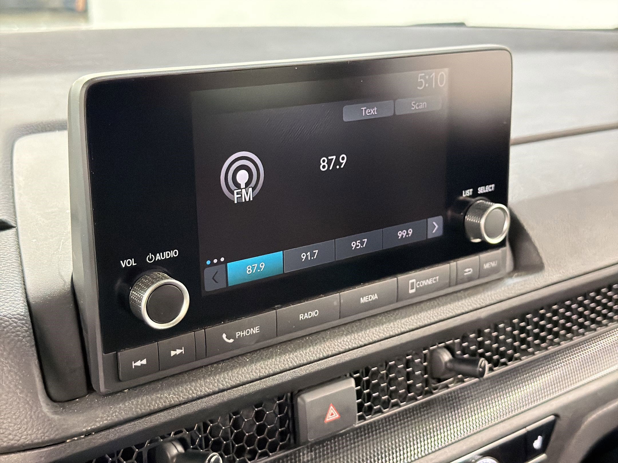 Certified 2024 Honda CR-V Sport image 22