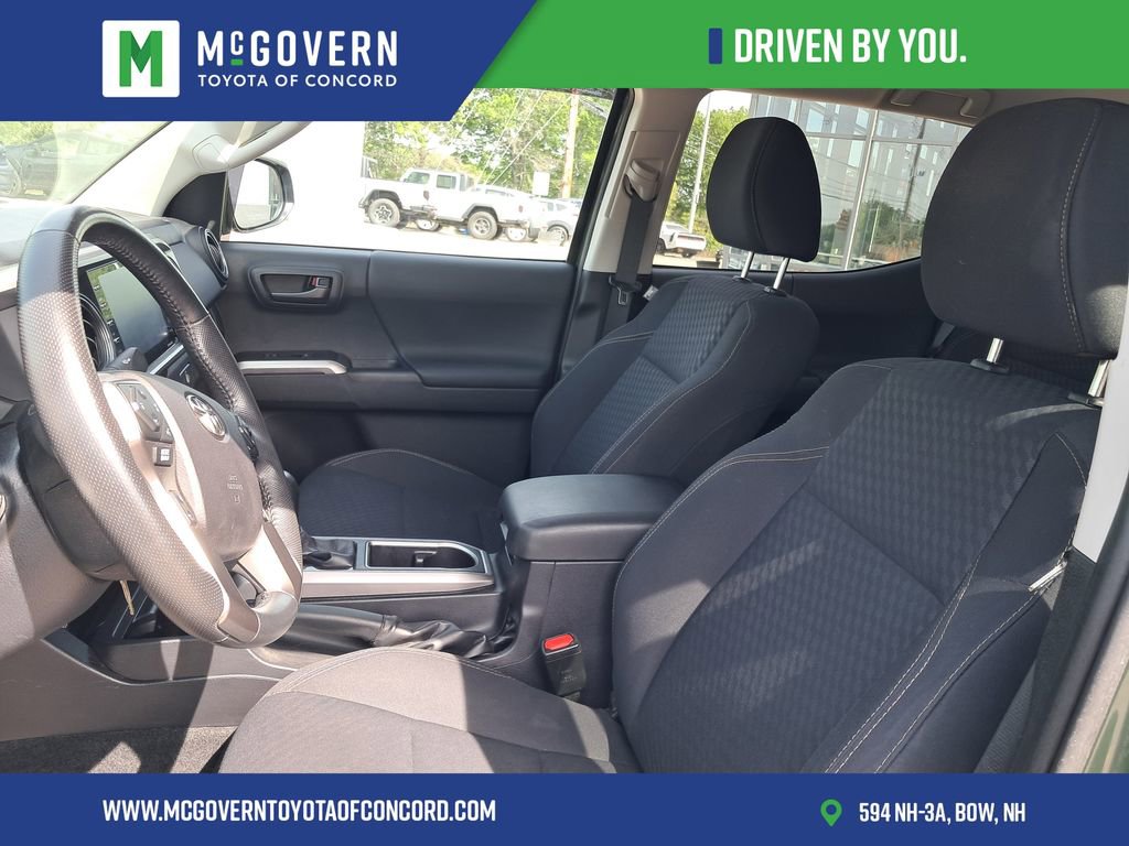 Used 2021 Toyota Tacoma SR5 w/ Trail Edition AWD/4WD image 12