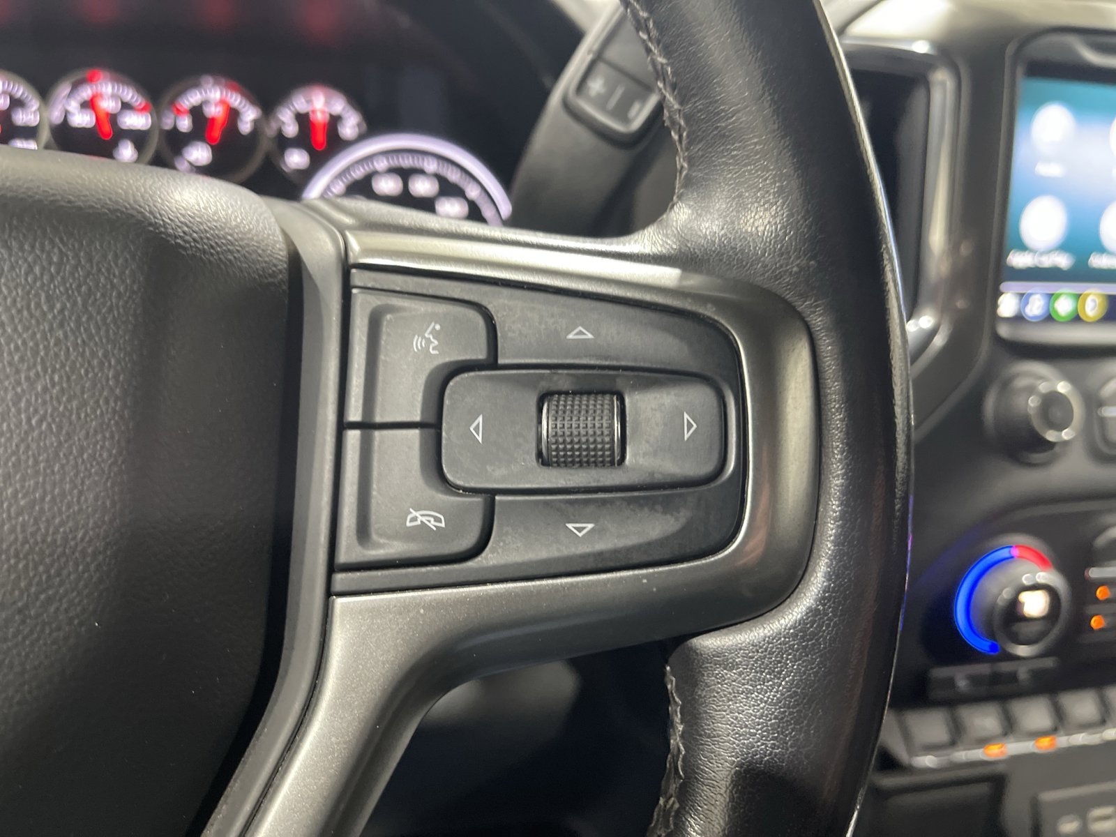 Used 2021 Chevrolet Silverado 1500 RST image 28