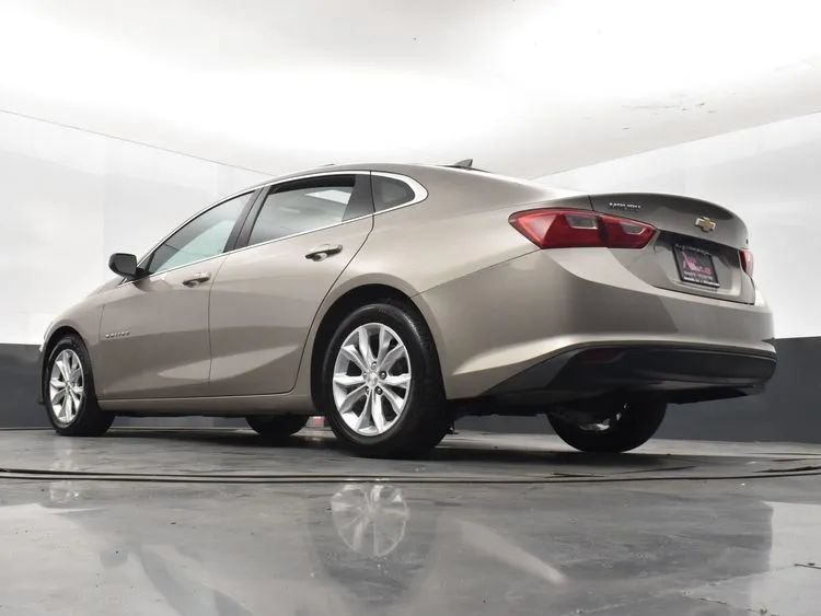 Used 2023 Chevrolet Malibu LT FWD image 12