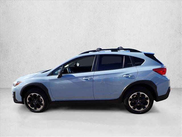 Used 2022 Subaru Crosstrek 2.0i image 2