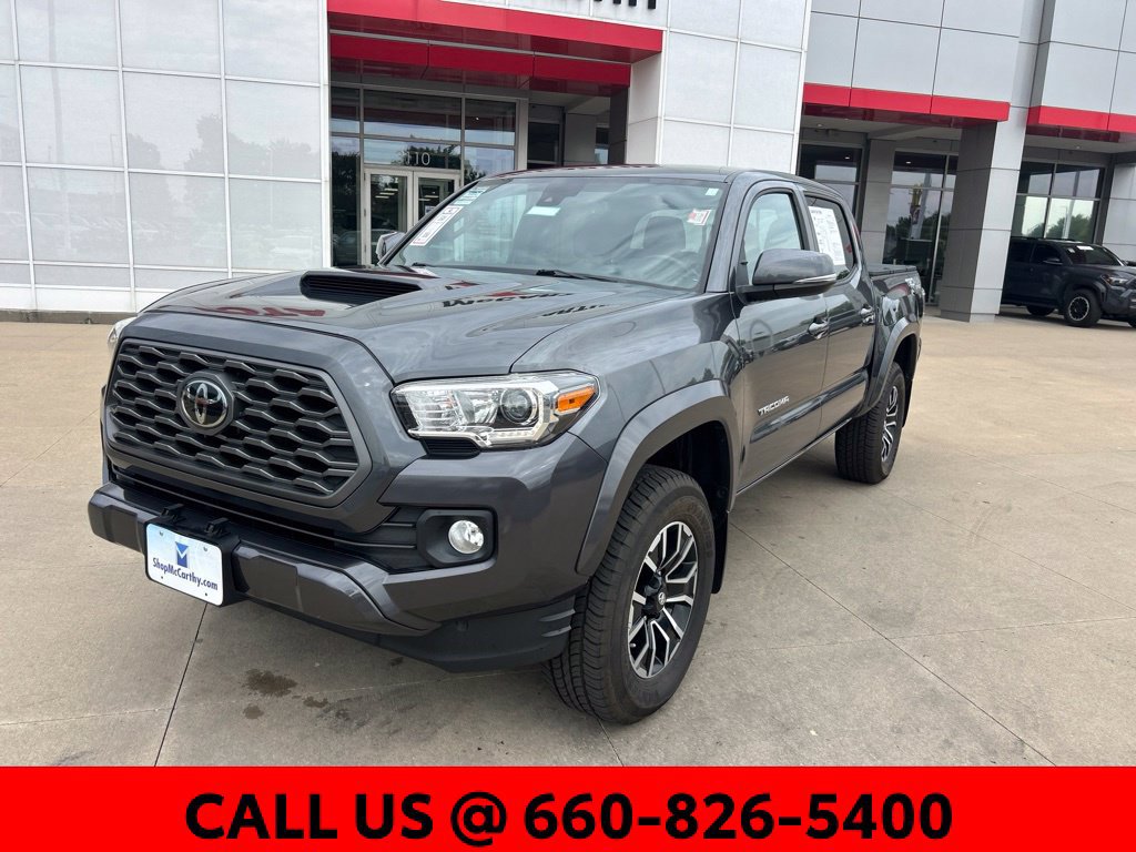 Used 2020 Toyota Tacoma TRD Sport w/ Technology Package AWD/4WD image 2