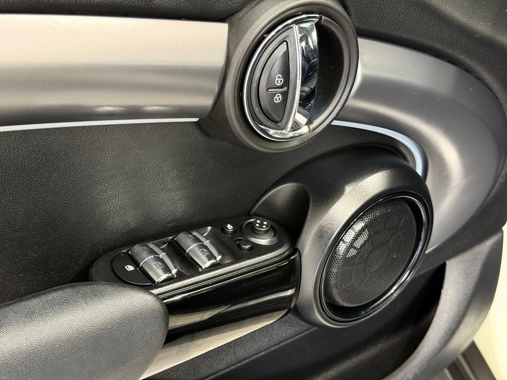 Used 2023 MINI Cooper S w/ Premium Package FWD image 17