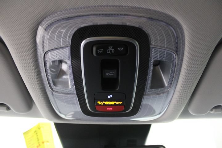 Used 2024 Hyundai Kona Limited FWD image 43