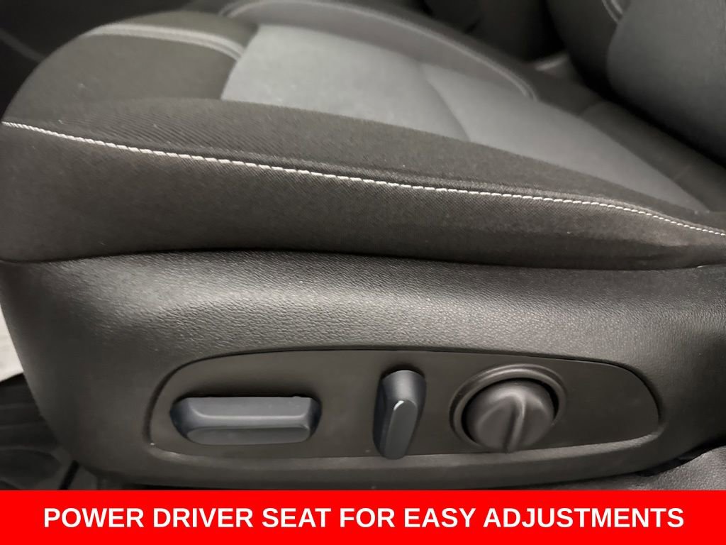 Used 2024 Chevrolet Blazer LT w/ Convenience Package image 5