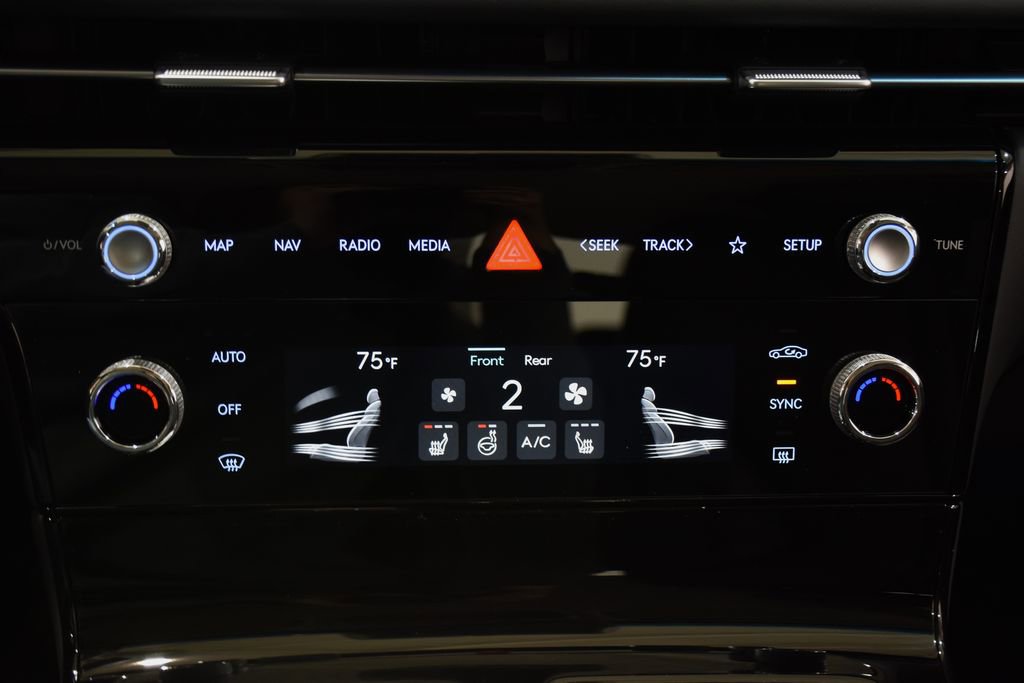 Used 2025 Genesis G80 2.5T image 16