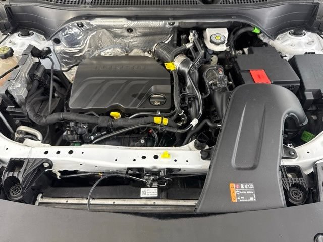 Used 2025 Chevrolet Trax ACTIV w/ Driver Confidence Package FWD image 19