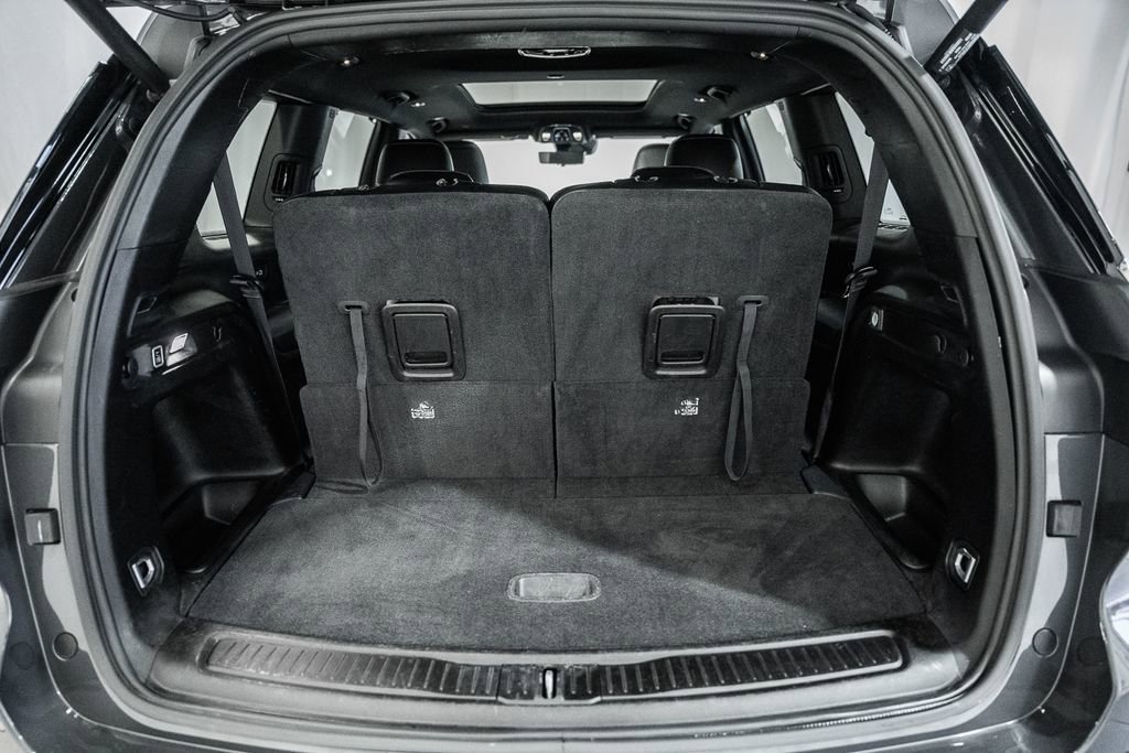 Used 2024 Jeep Grand Cherokee L Limited w/ Luxury Tech Group II image 13