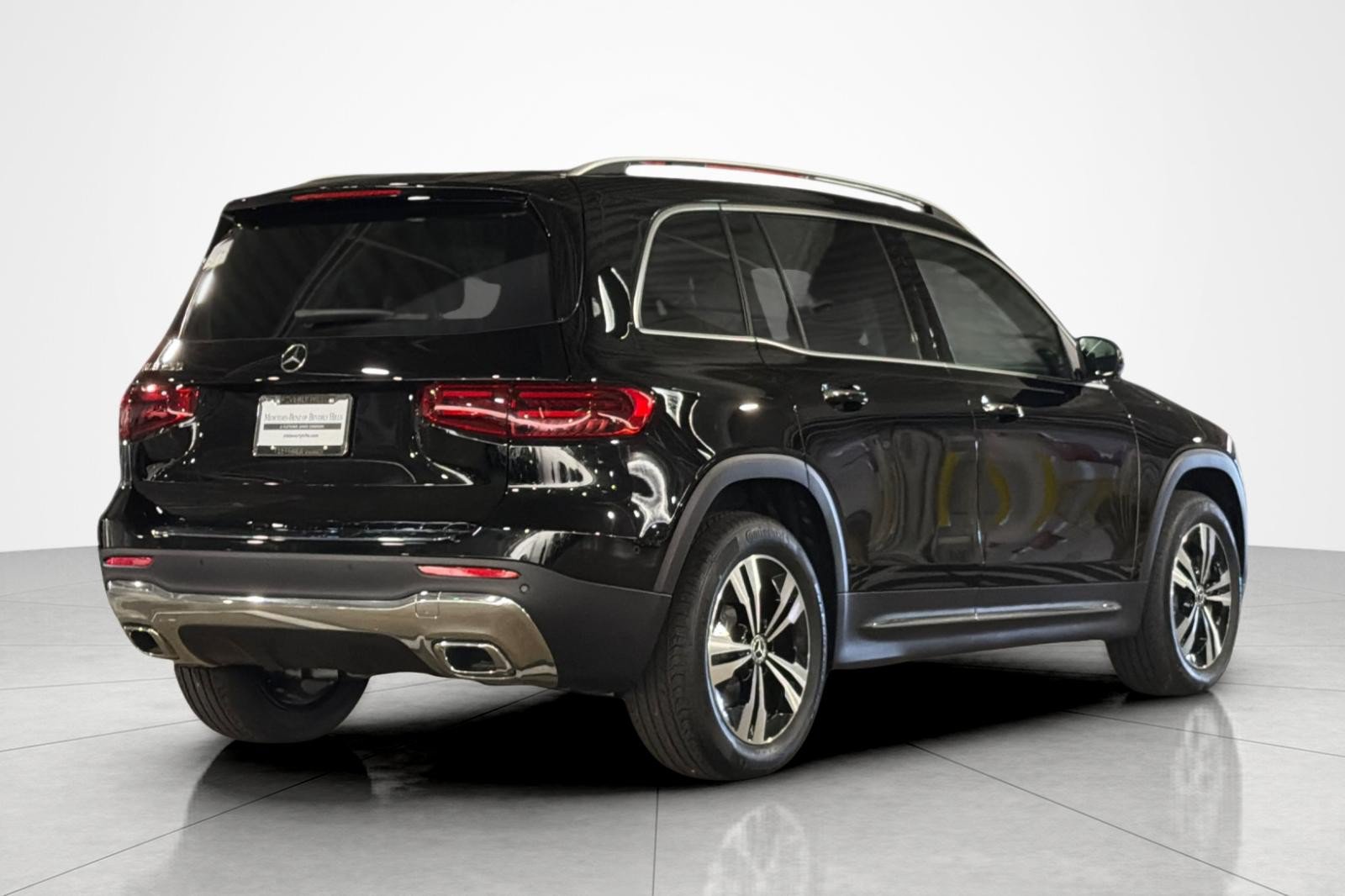 New 2026 Mercedes-Benz GLB 250 image 5