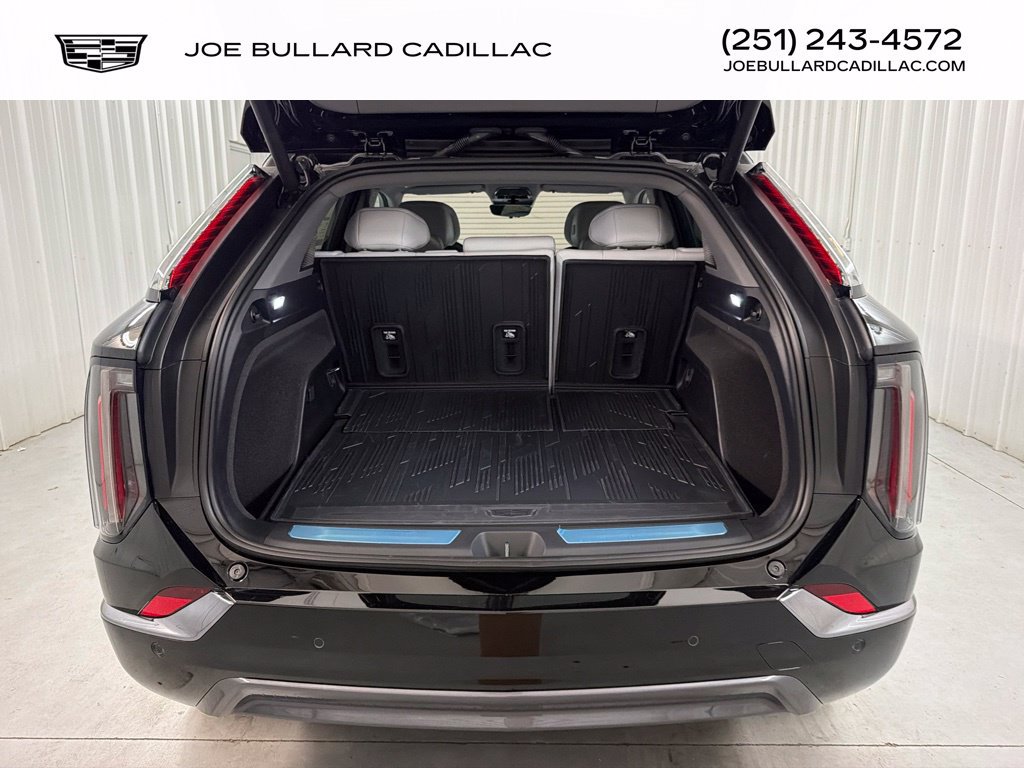 New 2027 Cadillac Optiq Sport w/ LPO, Floor Liner Package AWD/4WD image 20
