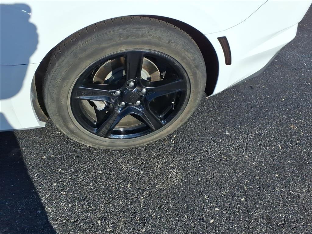 Used 2023 Chevrolet Camaro LT image 6