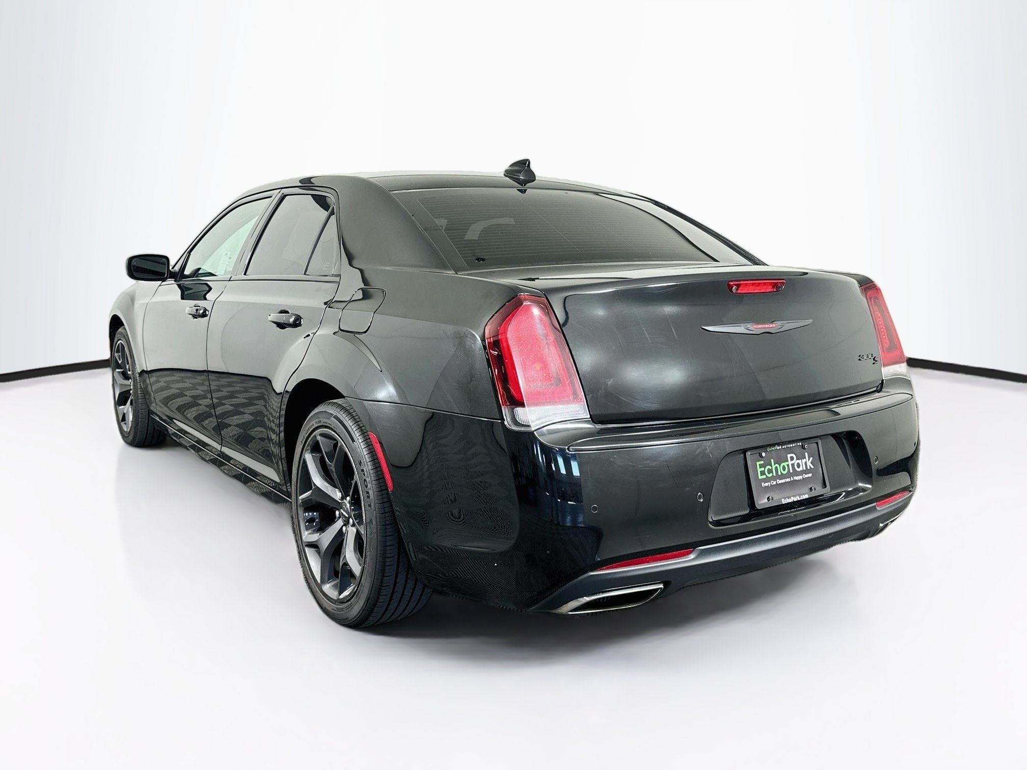 Used 2021 Chrysler 300 S RWD image 5