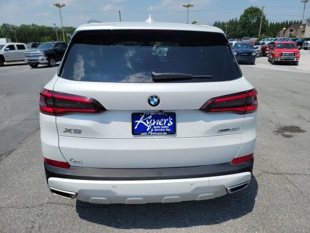 Used 2021 BMW X5 xDrive40i w/ Premium Package image 6