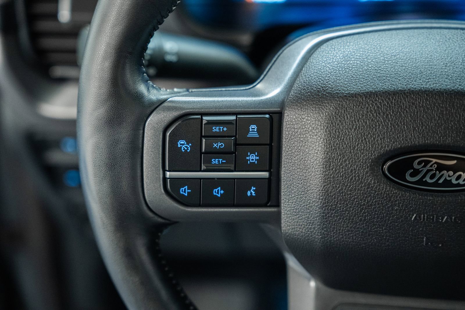 Certified 2024 Ford F150 Lariat AWD/4WD image 37