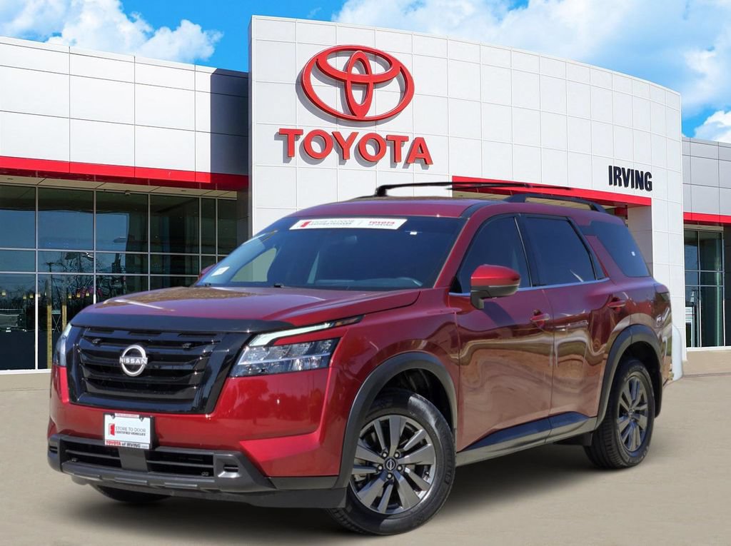 Used 2022 Nissan Pathfinder SV w/ SV Black Package