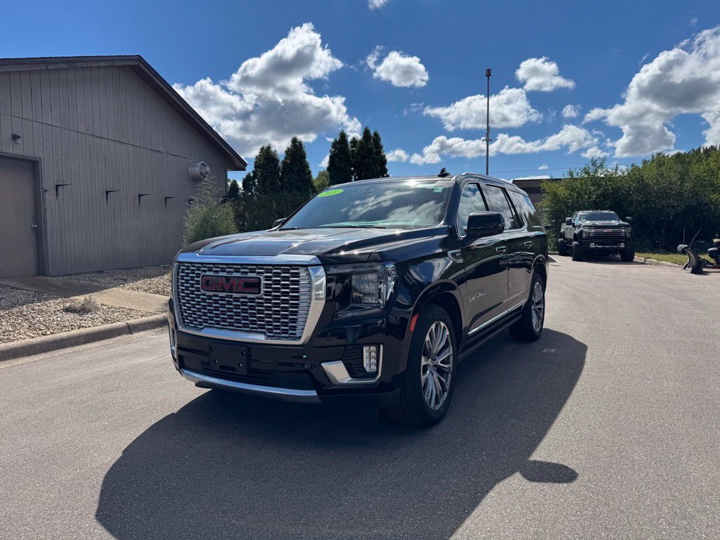 Used 2021 GMC Yukon Denali w/ Denali Ultimate Package AWD/4WD image 2