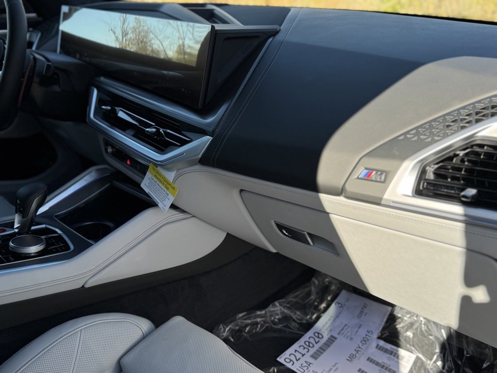 Used 2026 BMW XM Label Red image 31