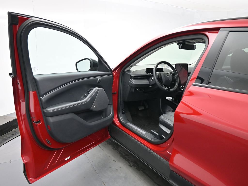 Certified 2023 Ford Mustang Mach-E Premium image 9