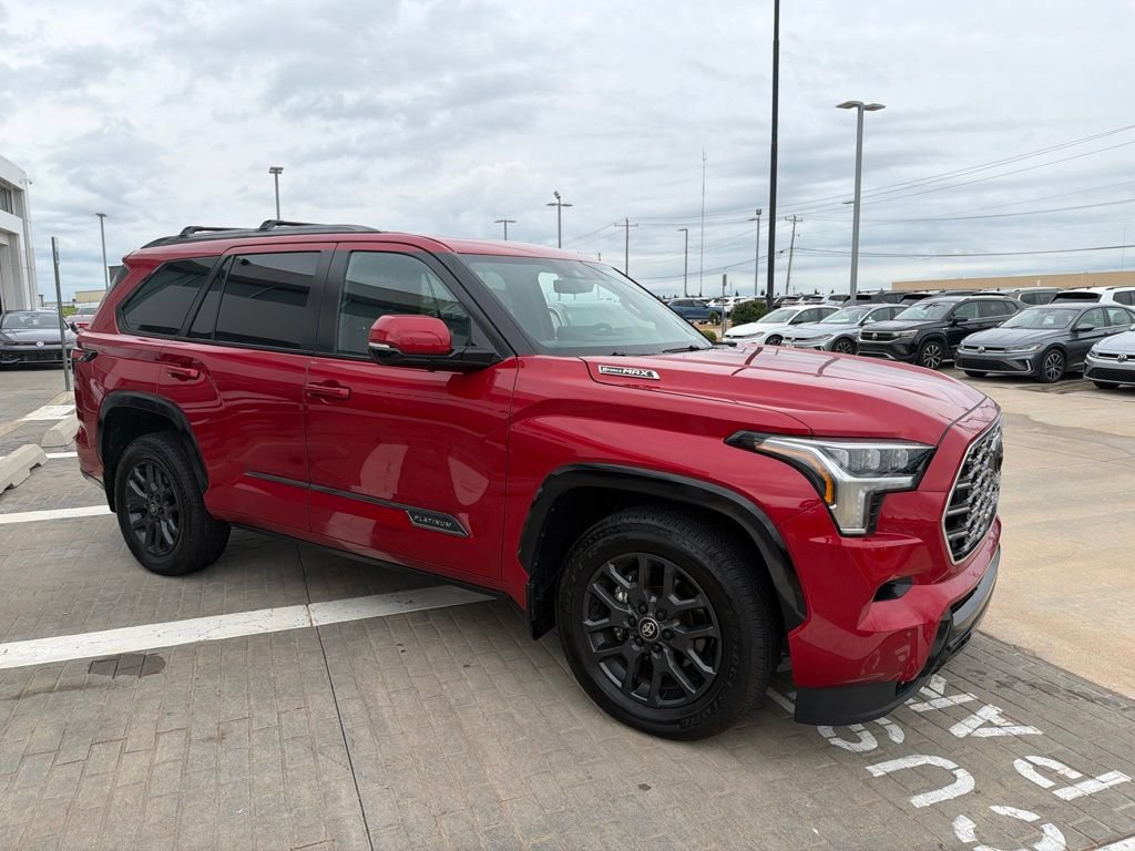 Used 2025 Toyota Sequoia Platinum AWD/4WD image 3