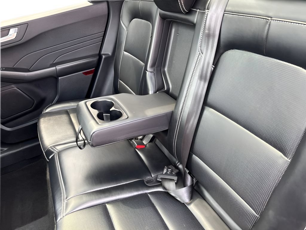 Used 2025 Ford Escape Platinum AWD/4WD image 28