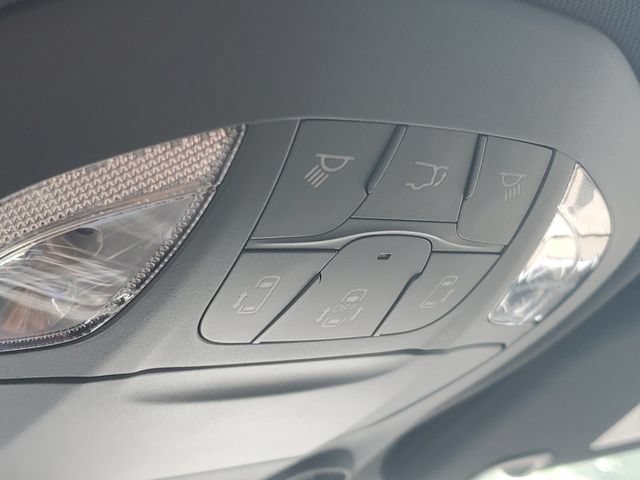 New 2027 Chrysler Pacifica Select w/ Family Tech Group FWD image 30