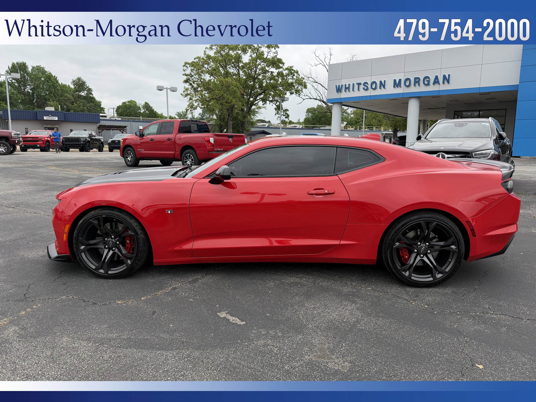 Used 2021 Chevrolet Camaro SS RWD image 3