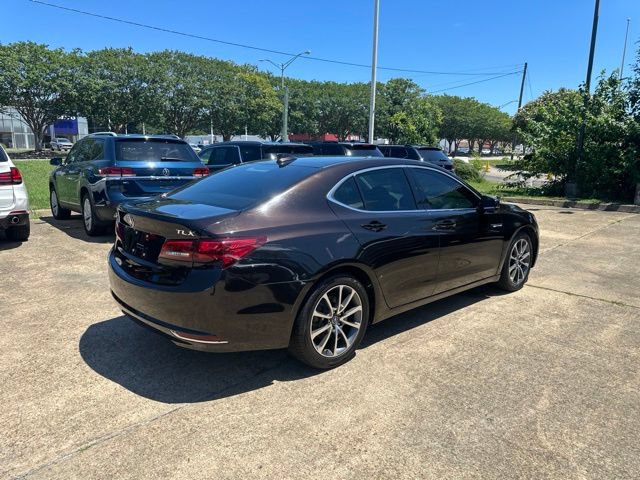 Used 2017 Acura TLX w/ Technology Package FWD image 5